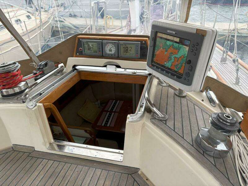 Companionway Instruments