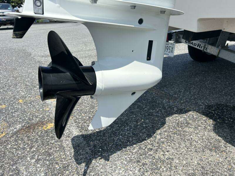 19ft Carolina Skiff Yacht For Sale