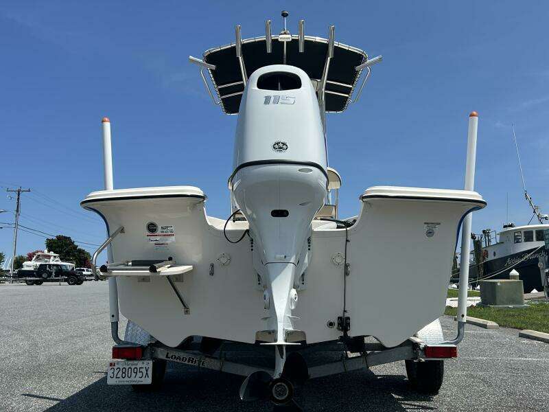 19ft Carolina Skiff Yacht For Sale
