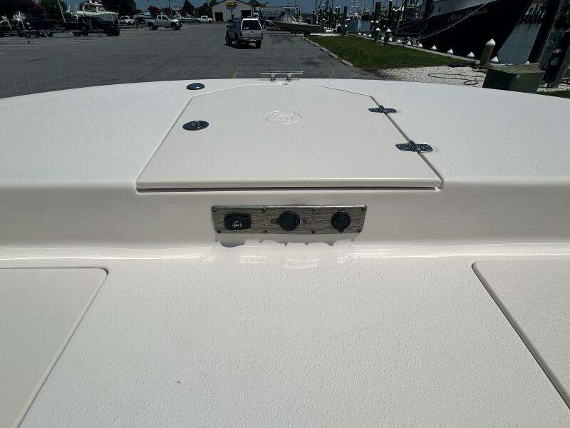 19ft Carolina Skiff Yacht For Sale