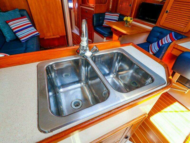 36ft Catalina Yacht For Sale