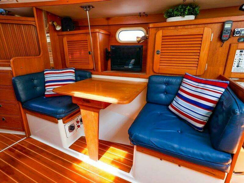 36ft Catalina Yacht For Sale