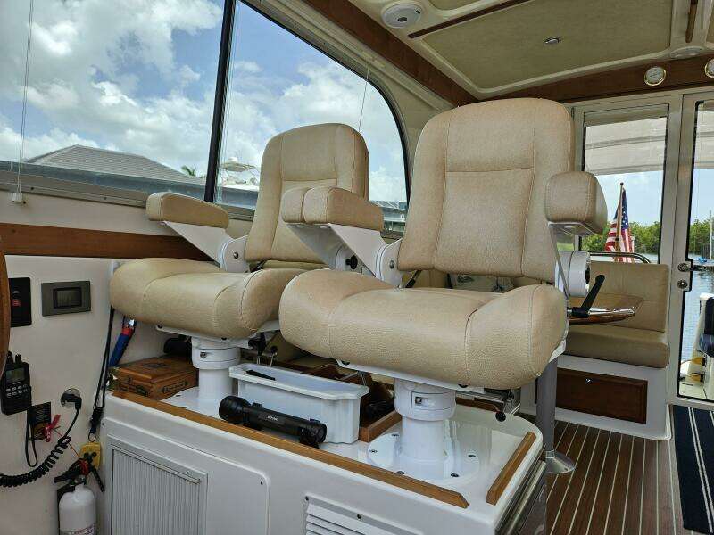 Liberty Call 38ft Back Cove Yacht For Sale