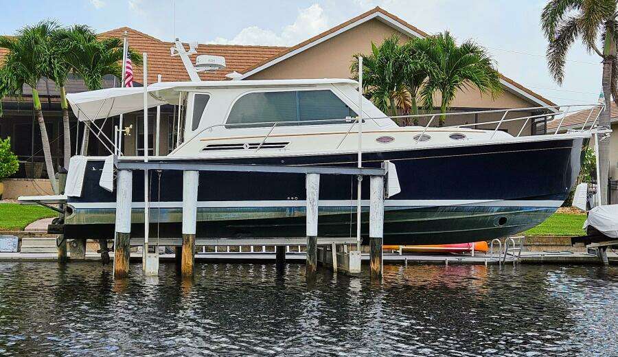 Liberty Call 38ft Back Cove Yacht For Sale