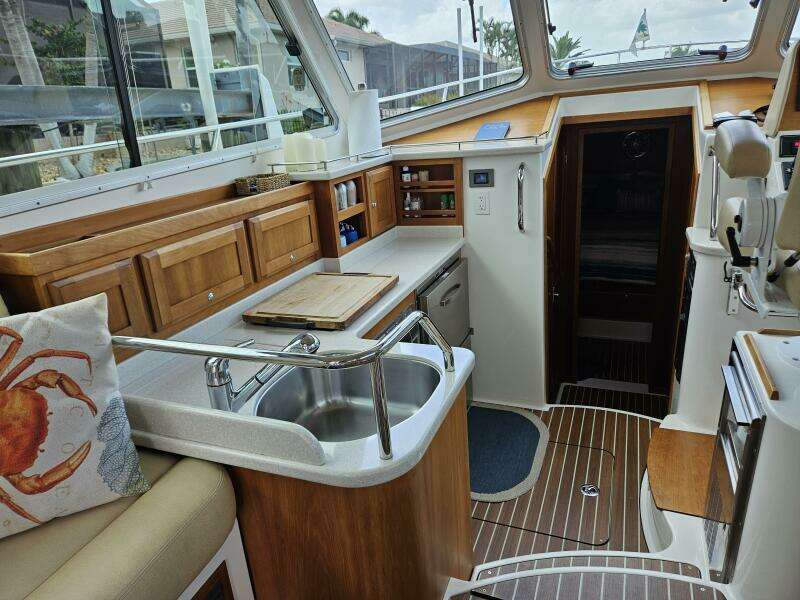 Liberty Call 38ft Back Cove Yacht For Sale