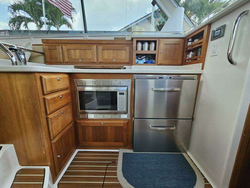 Liberty Call 38ft Back Cove Yacht For Sale