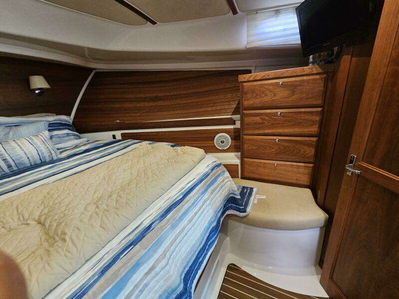 Liberty Call 38ft Back Cove Yacht For Sale
