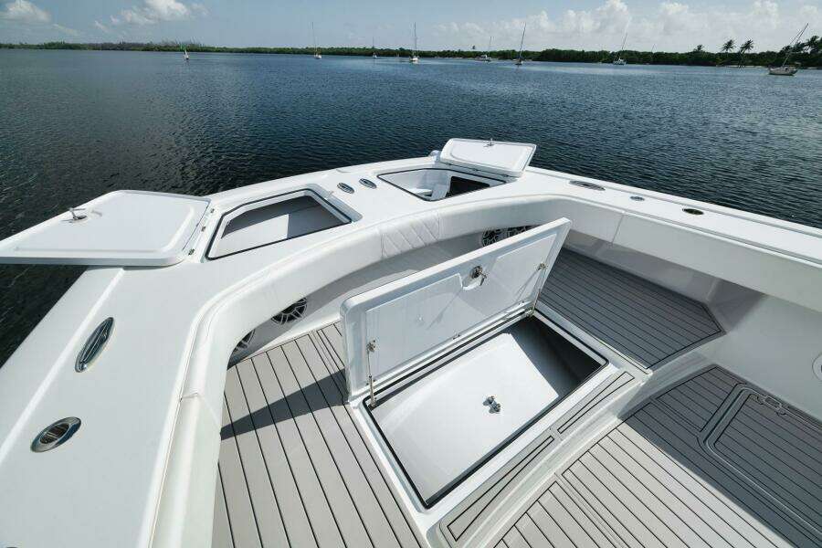 47ft Freeman Yacht For Sale