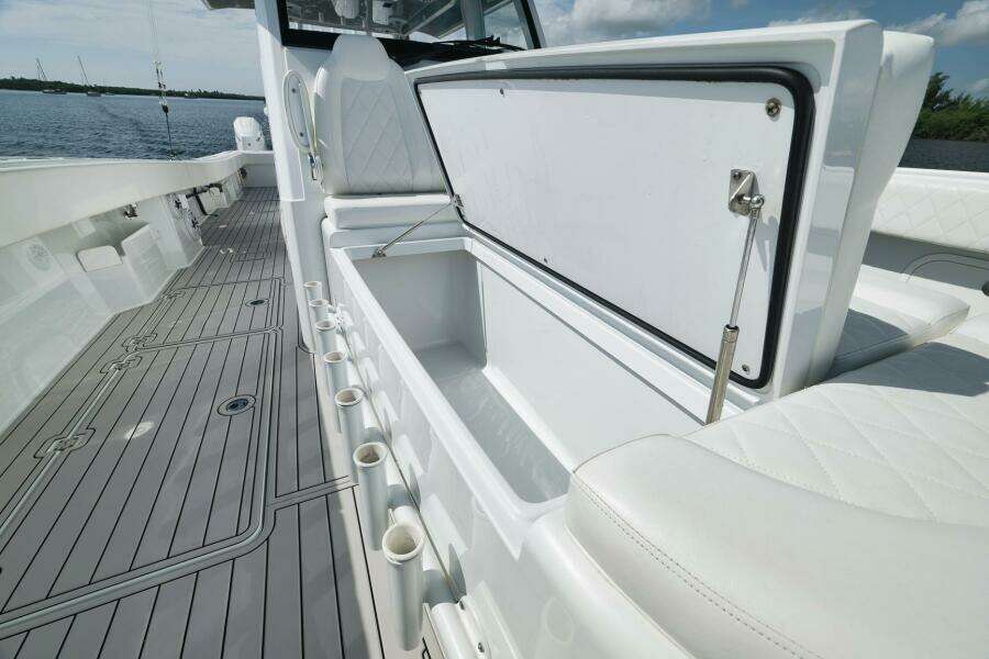 47ft Freeman Yacht For Sale