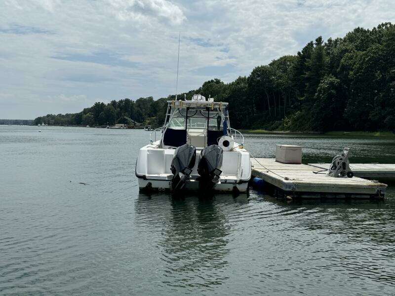 28ft Boston Whaler Yacht For Sale