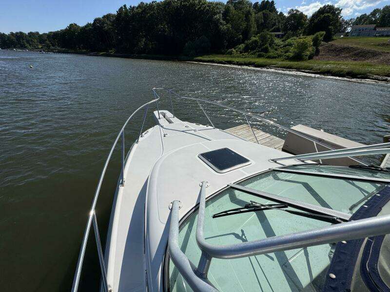 28ft Boston Whaler Yacht For Sale