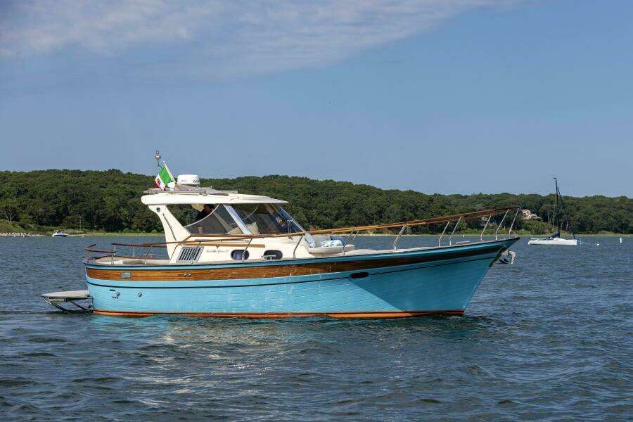 32ft Fratelli Aprea Yacht For Sale
