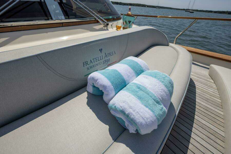 32ft Fratelli Aprea Yacht For Sale