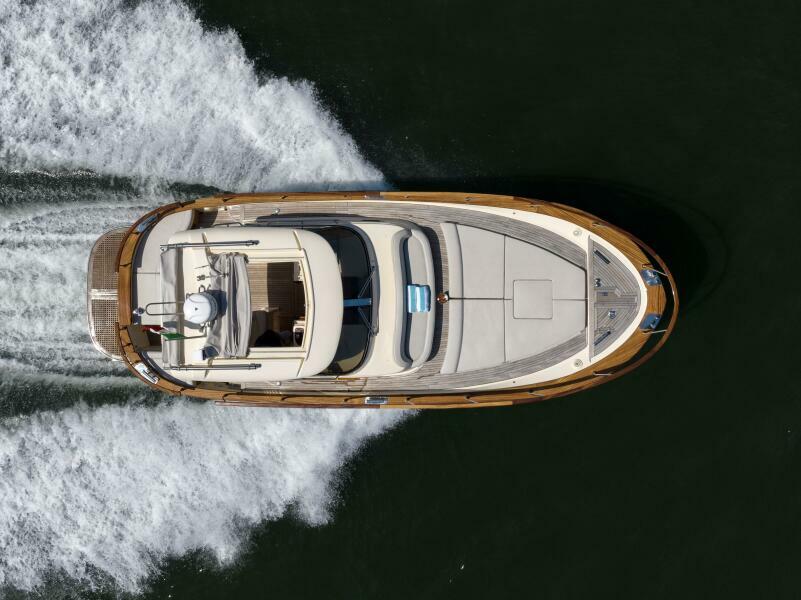 2022 Fratelli Aprea Sorrento 32 Hard Top