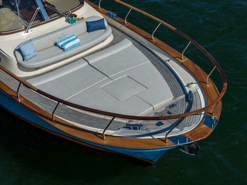 32ft Fratelli Aprea Yacht For Sale