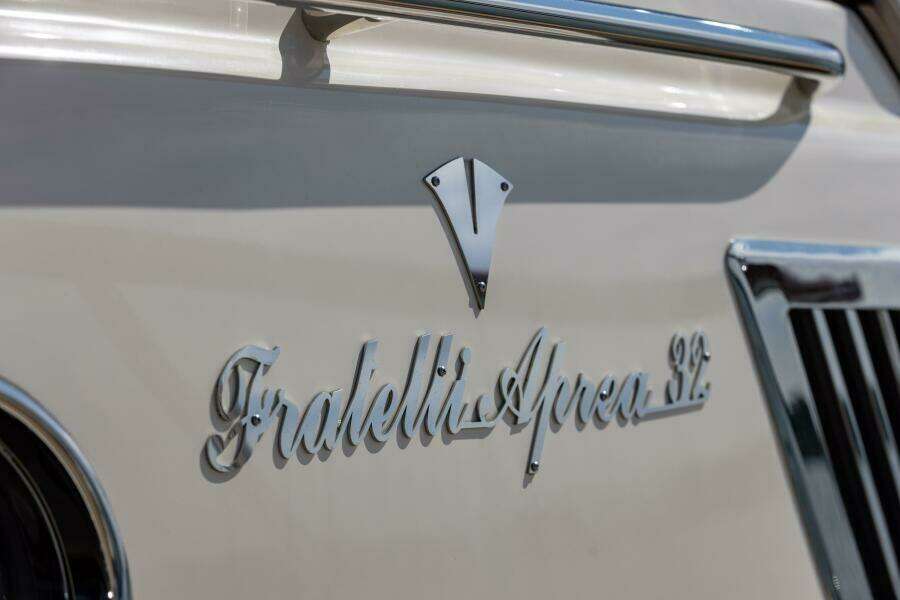 32ft Fratelli Aprea Yacht For Sale
