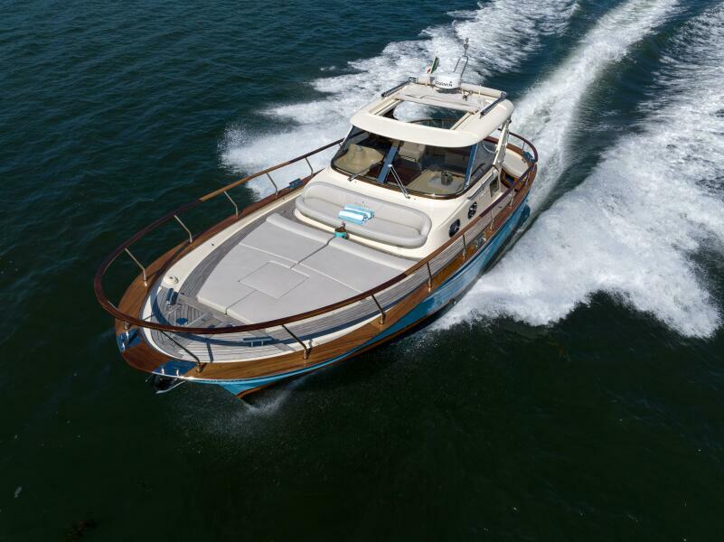 2022 Fratelli Aprea Sorrento 32 Hard Top