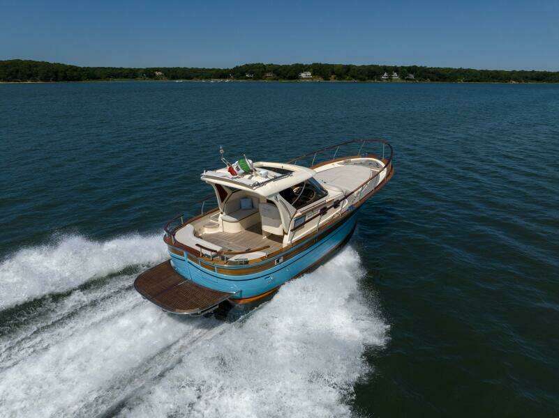 32ft Fratelli Aprea Yacht For Sale