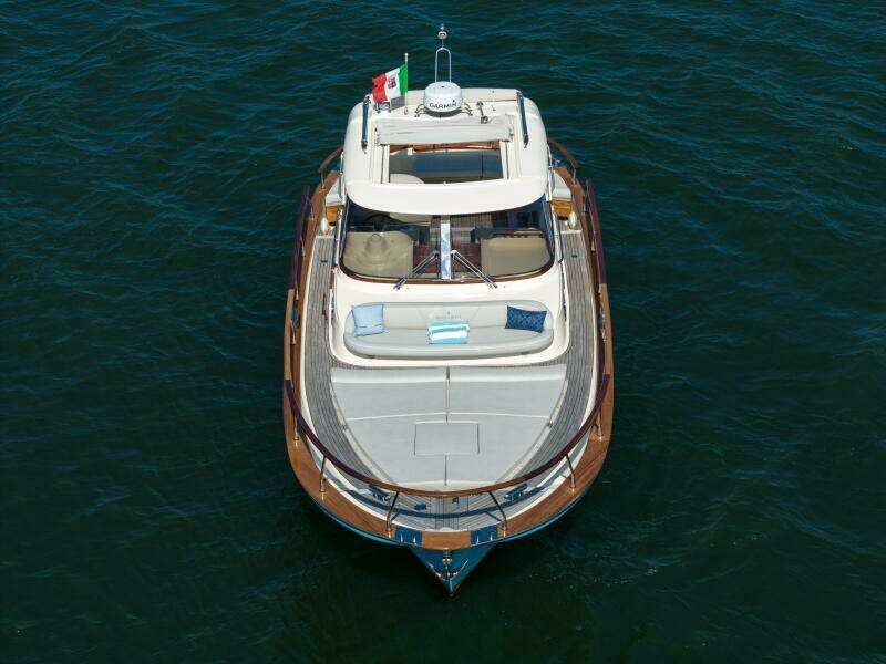 32ft Fratelli Aprea Yacht For Sale