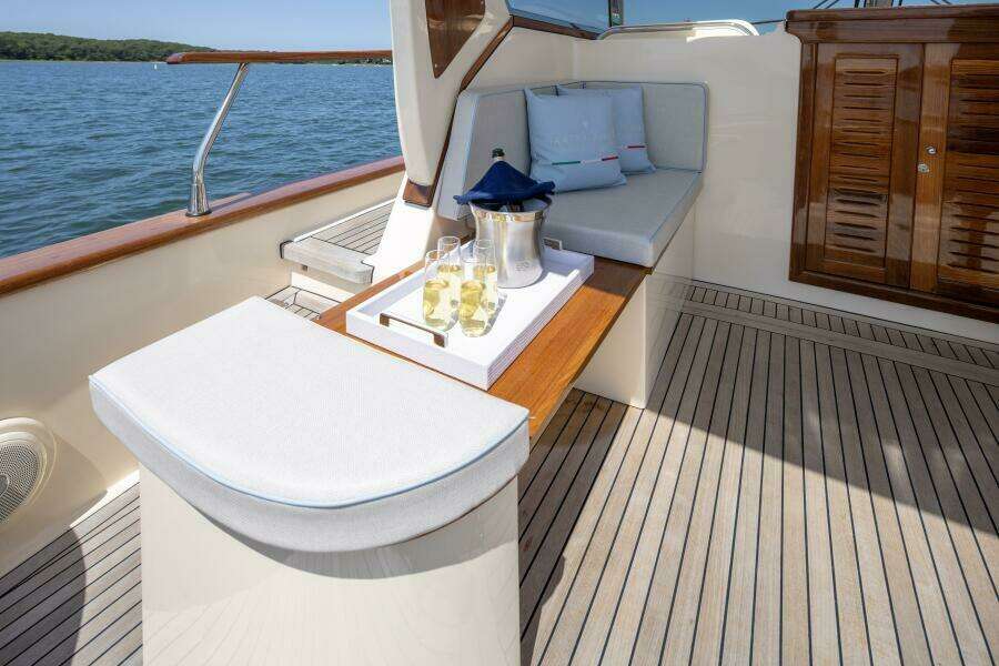 32ft Fratelli Aprea Yacht For Sale