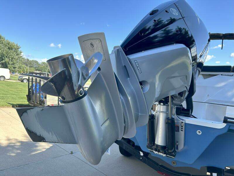 23ft Sea Ray Yacht For Sale