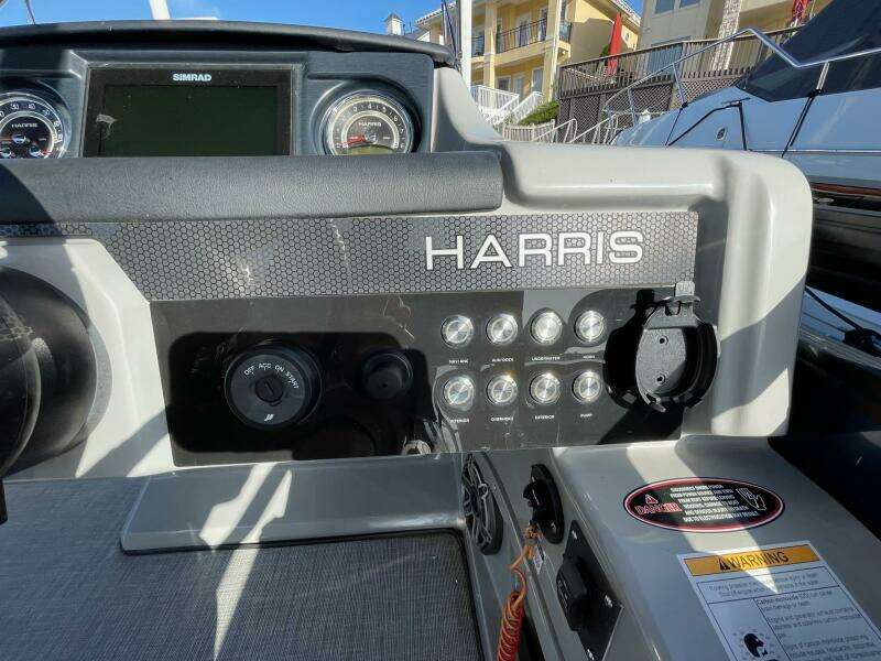 25ft Harris FloteBote Yacht For Sale