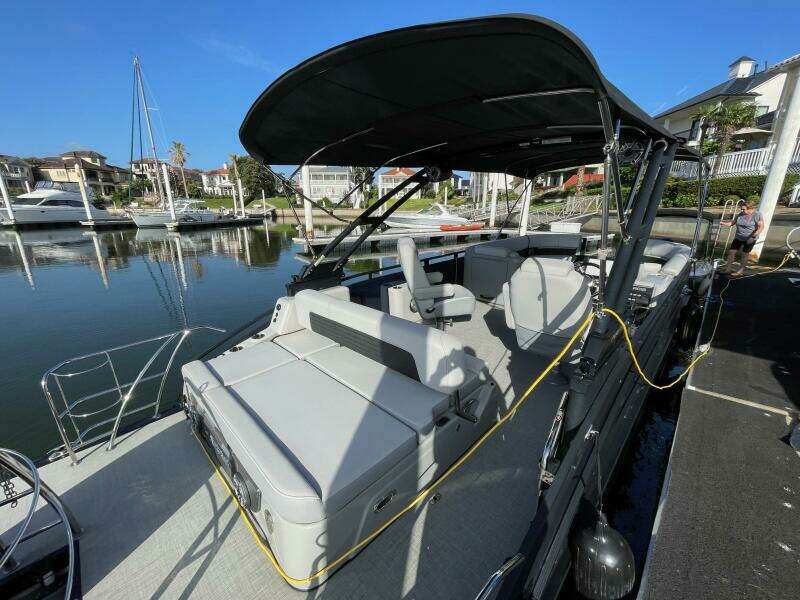 25ft Harris FloteBote Yacht For Sale