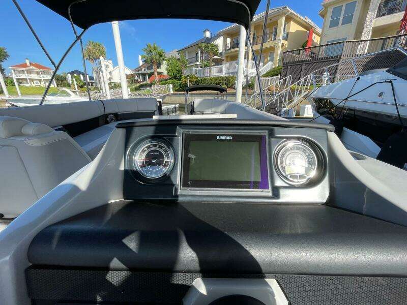 25ft Harris FloteBote Yacht For Sale