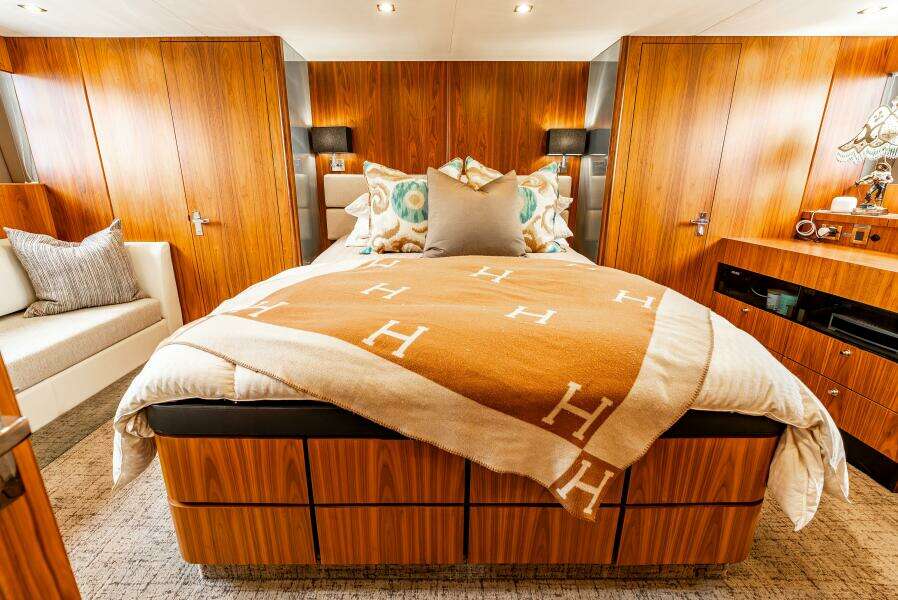 SEA HAMMOCK 78ft Fairline Yacht For Sale