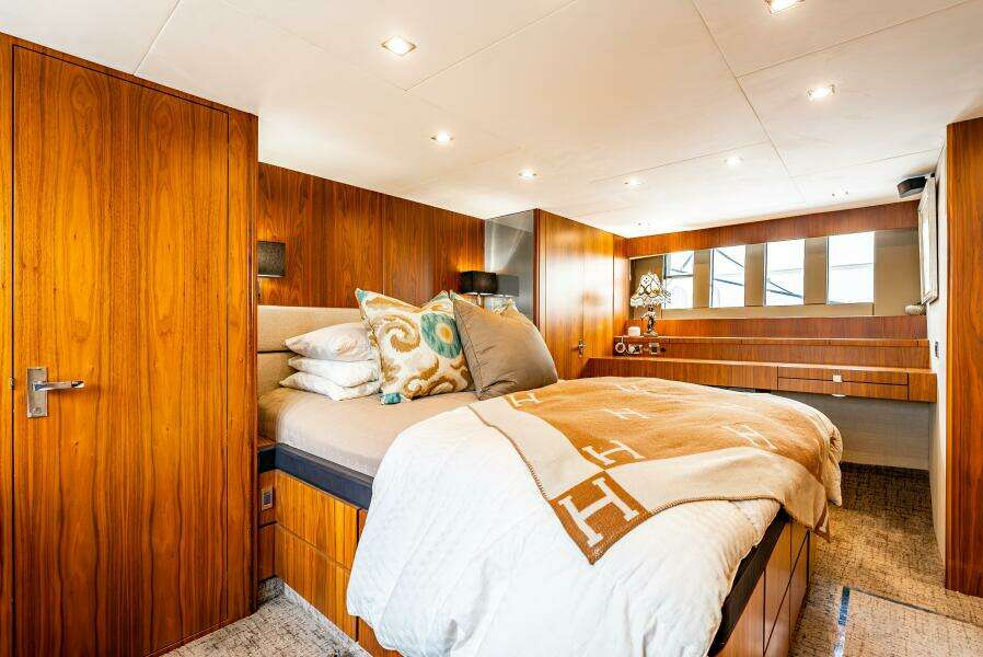 SEA HAMMOCK 78ft Fairline Yacht For Sale