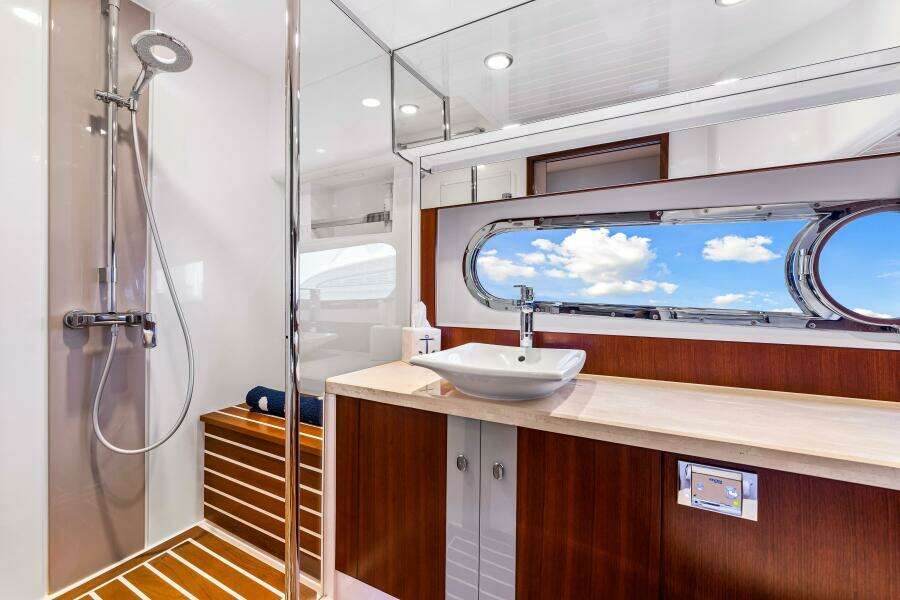 MADRINE 54ft Riviera Yacht For Sale