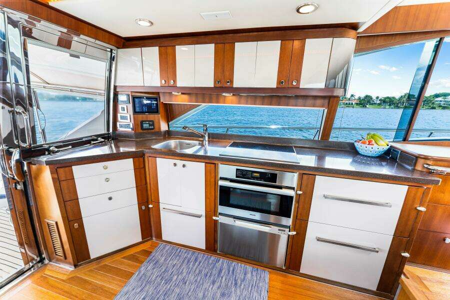 MADRINE 54ft Riviera Yacht For Sale