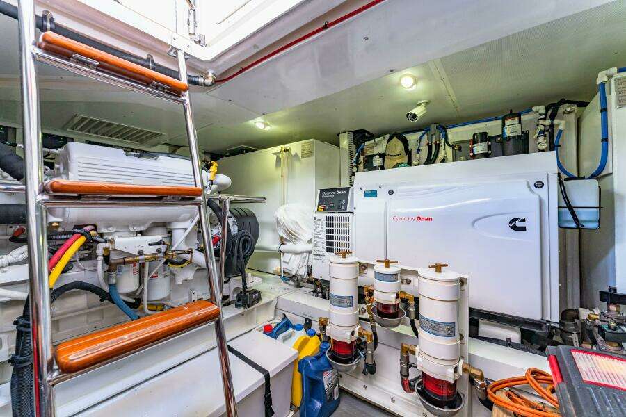 MADRINE 54ft Riviera Yacht For Sale