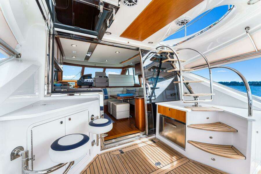 MADRINE 54ft Riviera Yacht For Sale