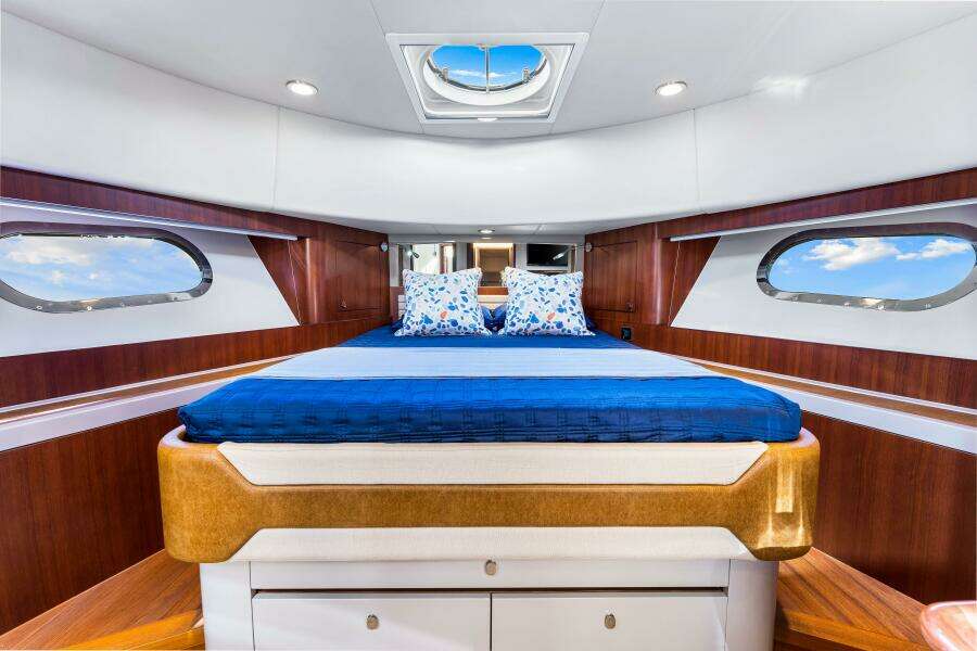 MADRINE 54ft Riviera Yacht For Sale