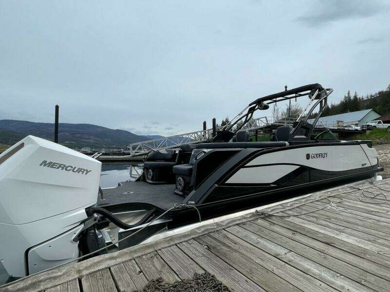 27ft Godfrey Yacht For Sale