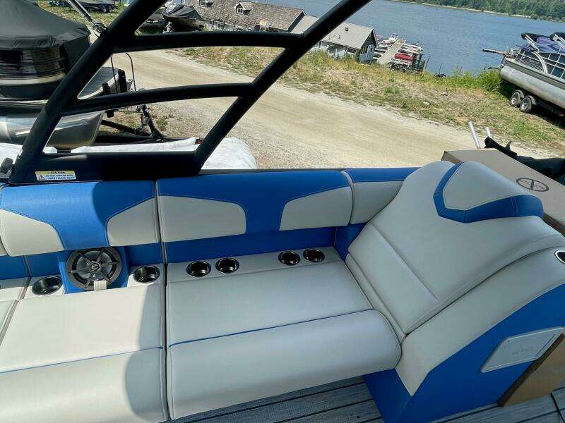 25ft Montara Yacht For Sale
