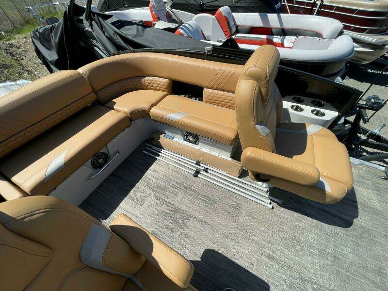 23ft Crest Yacht For Sale