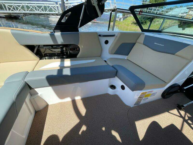 20ft Mastercraft Yacht For Sale