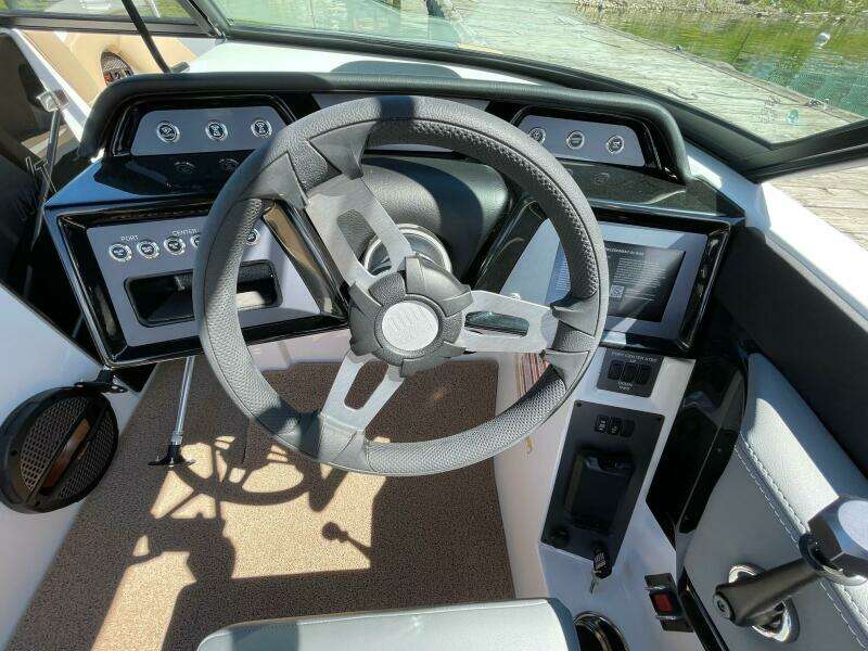 20ft Mastercraft Yacht For Sale