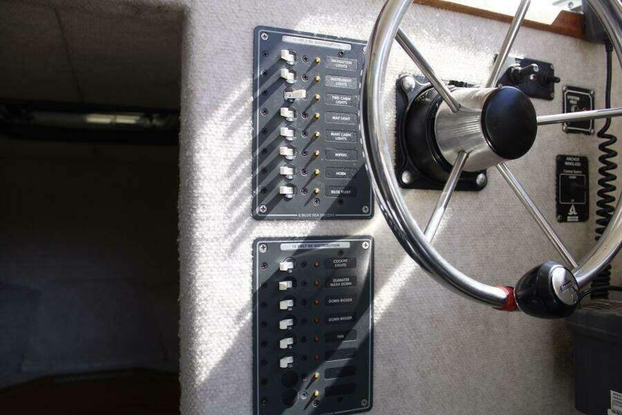 27ft ACB Yacht For Sale