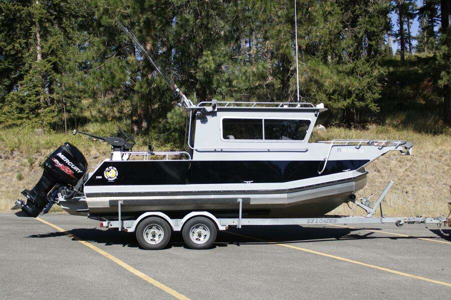 27ft ACB Yacht For Sale