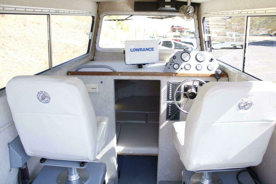 27ft ACB Yacht For Sale