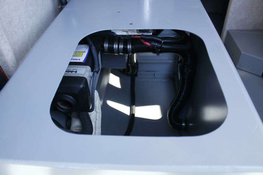 27ft ACB Yacht For Sale