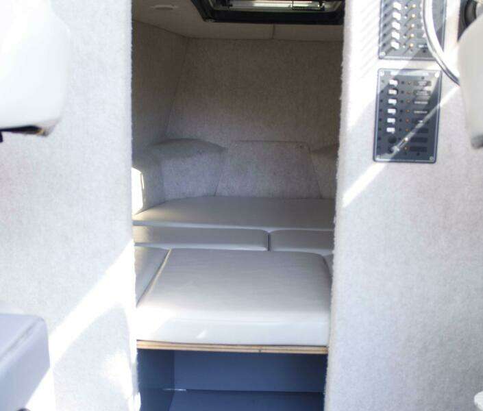 27ft ACB Yacht For Sale