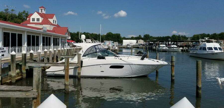 37ft Sea Ray Yacht For Sale