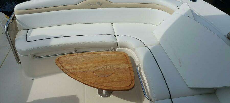 37ft Sea Ray Yacht For Sale