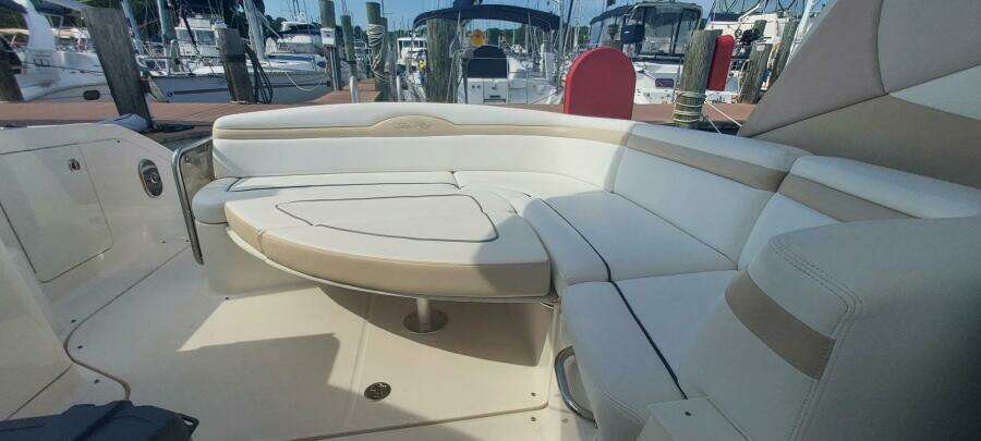 37ft Sea Ray Yacht For Sale