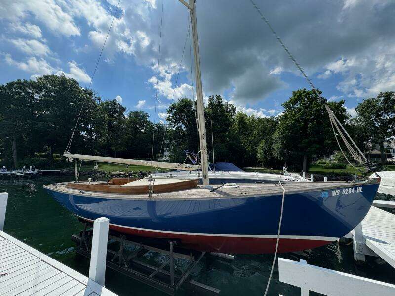 26ft Rumerys Yacht For Sale