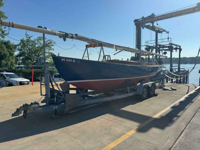 26ft Rumerys Yacht For Sale